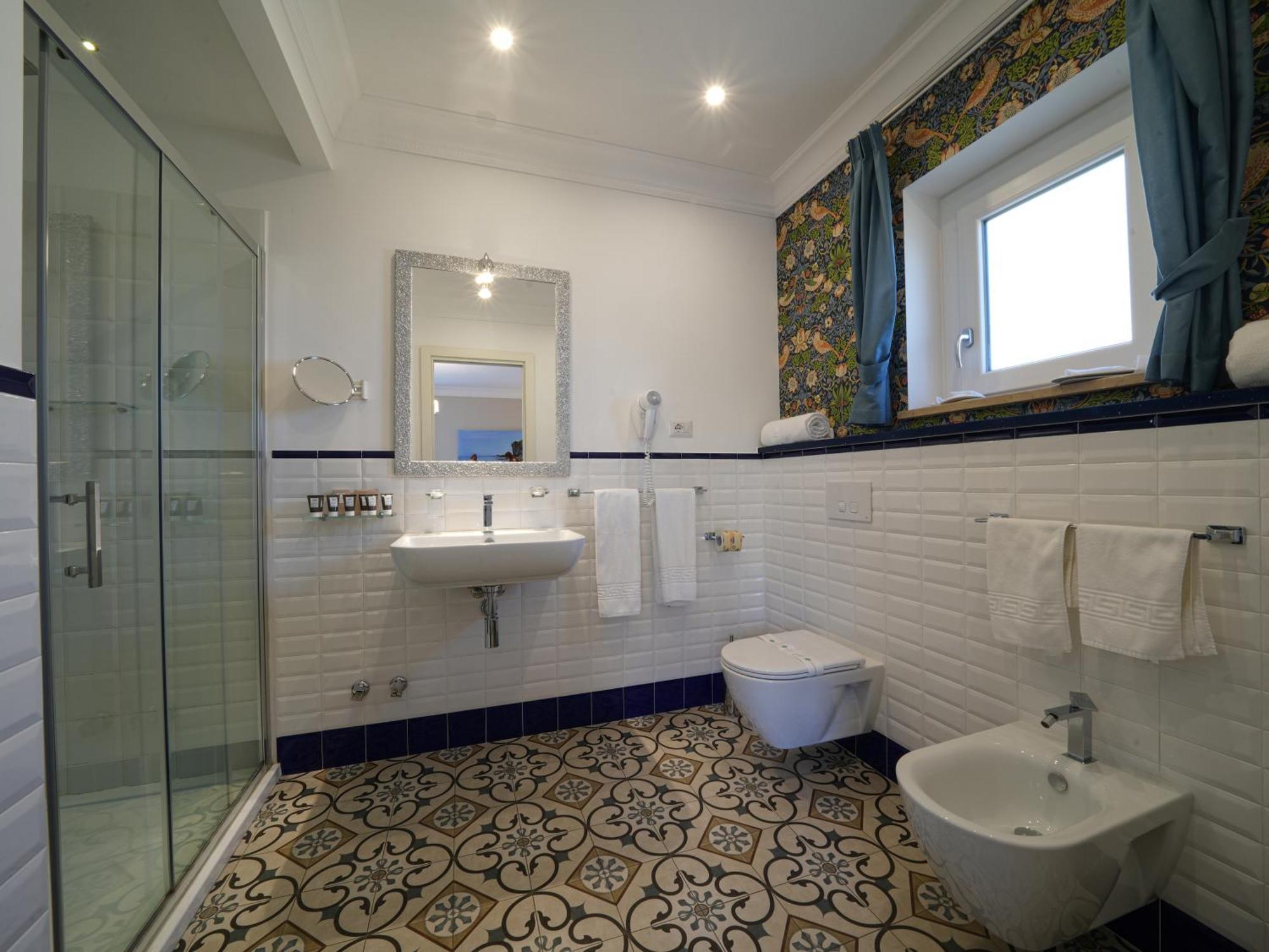 Sui Generis Tropea Luxury Rooms Екстер'єр фото