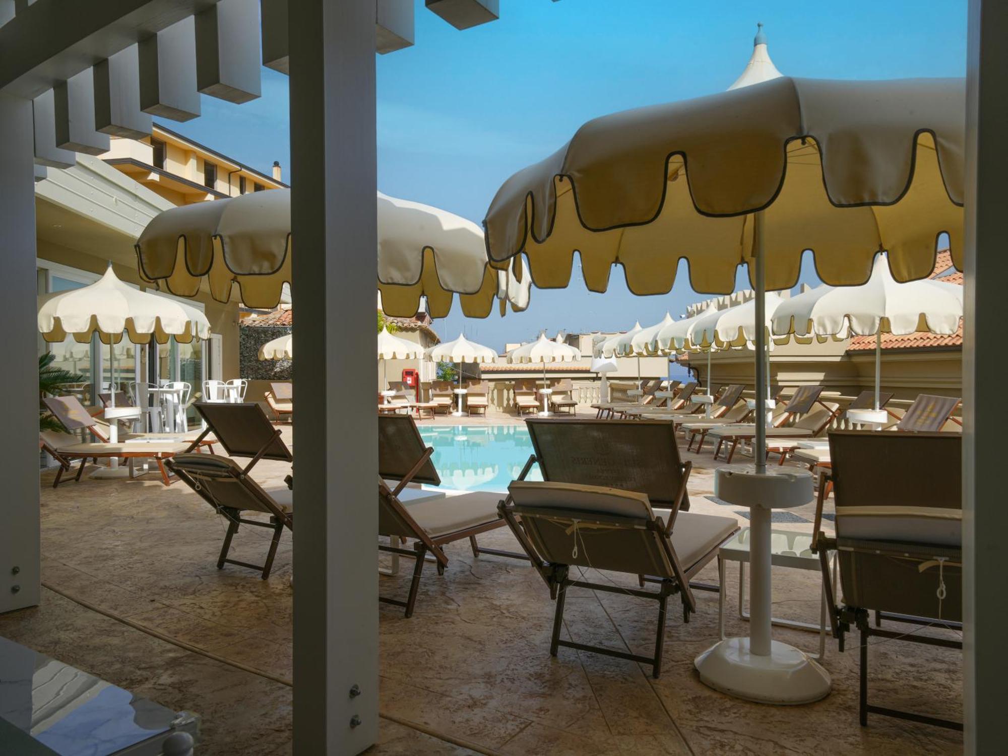 Sui Generis Tropea Luxury Rooms Екстер'єр фото