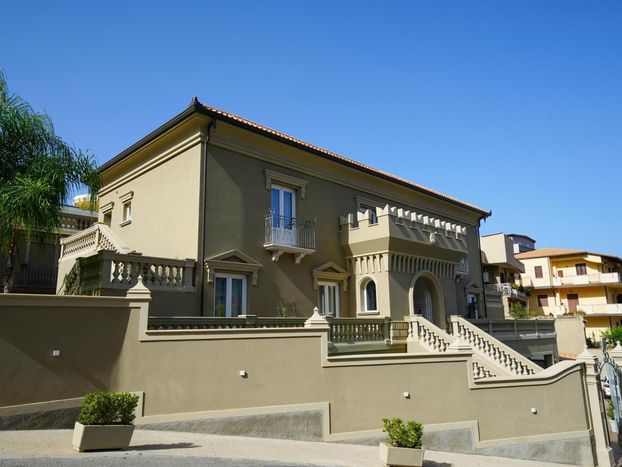 Sui Generis Tropea Luxury Rooms Екстер'єр фото