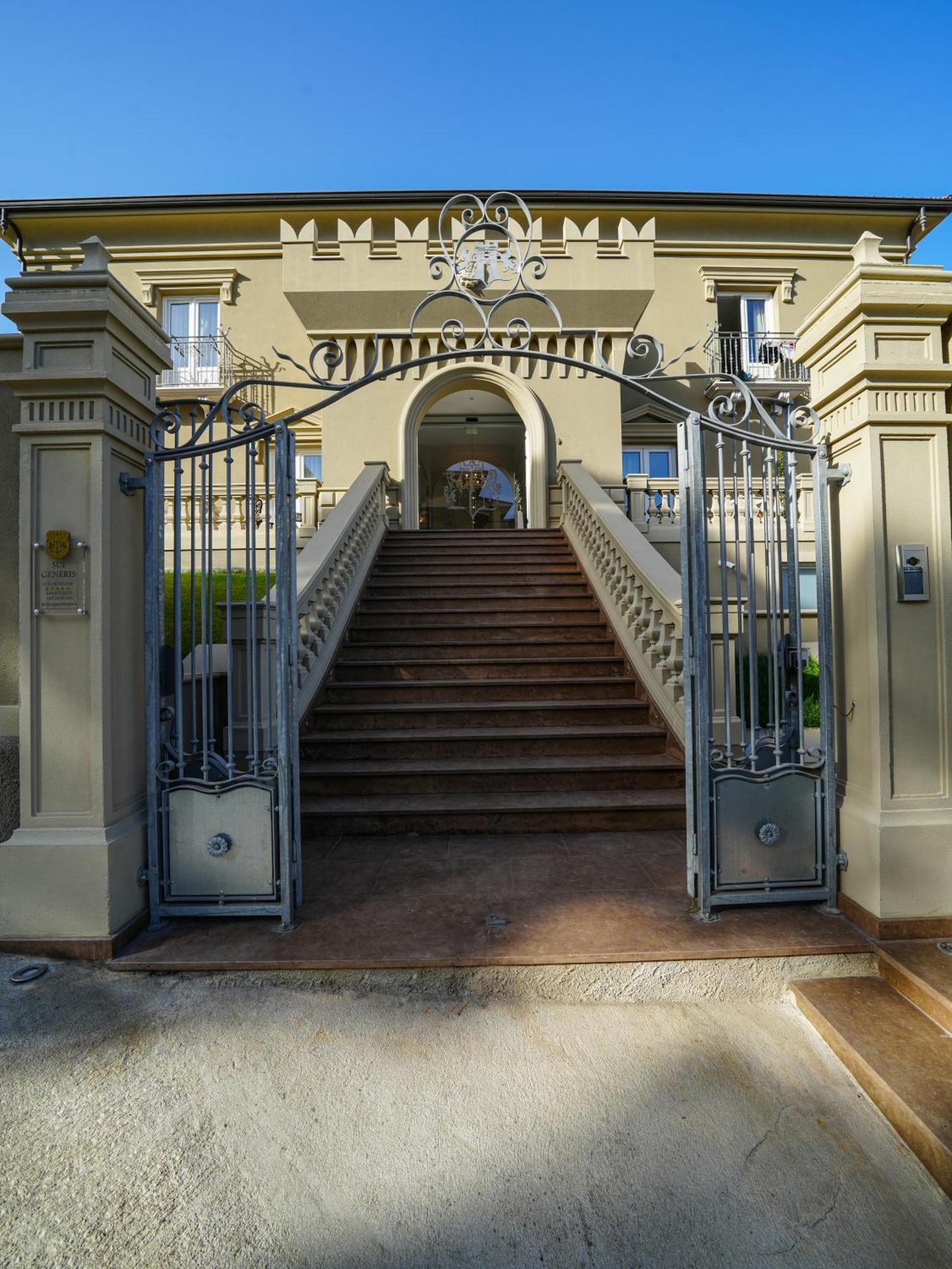 Sui Generis Tropea Luxury Rooms Екстер'єр фото