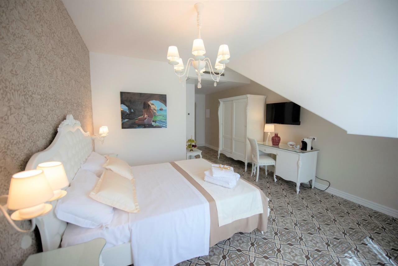 Sui Generis Tropea Luxury Rooms Екстер'єр фото