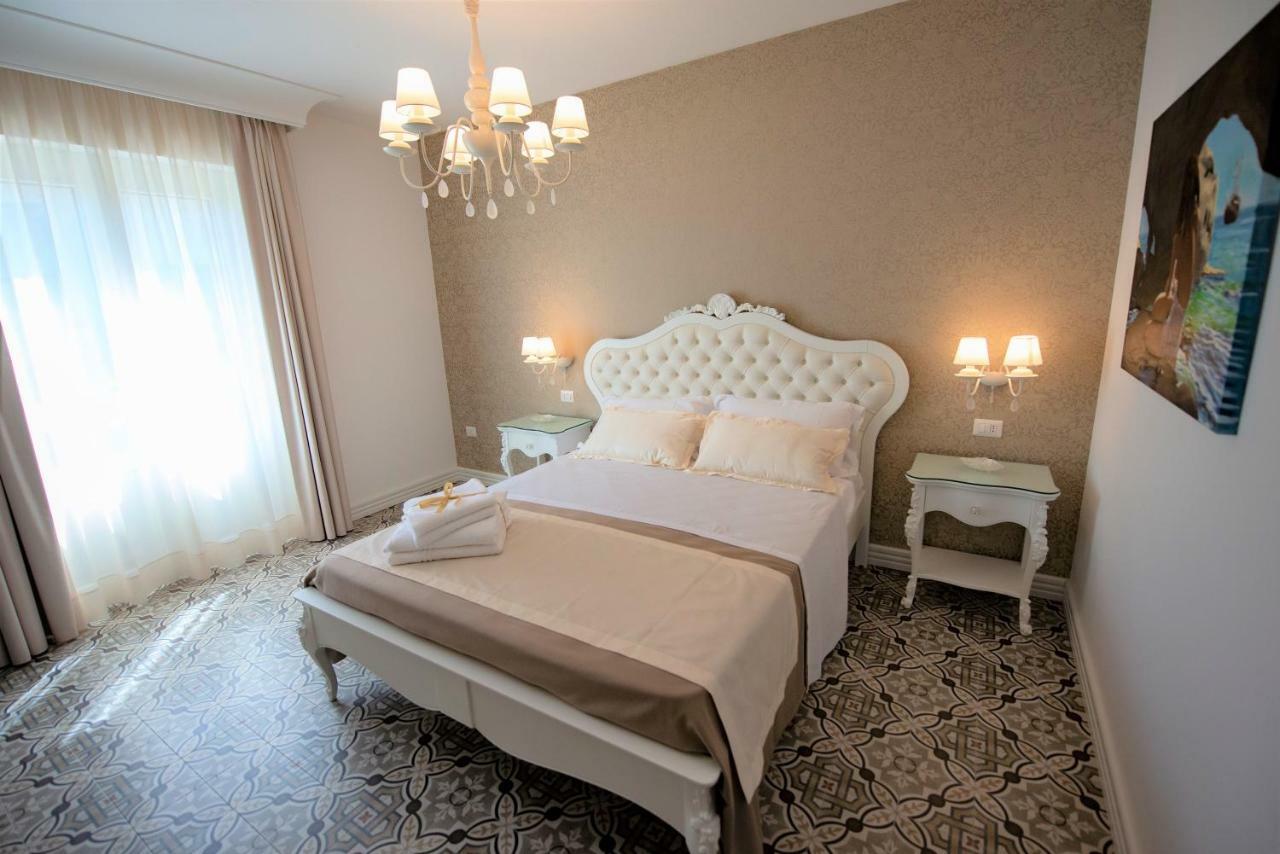 Sui Generis Tropea Luxury Rooms Екстер'єр фото