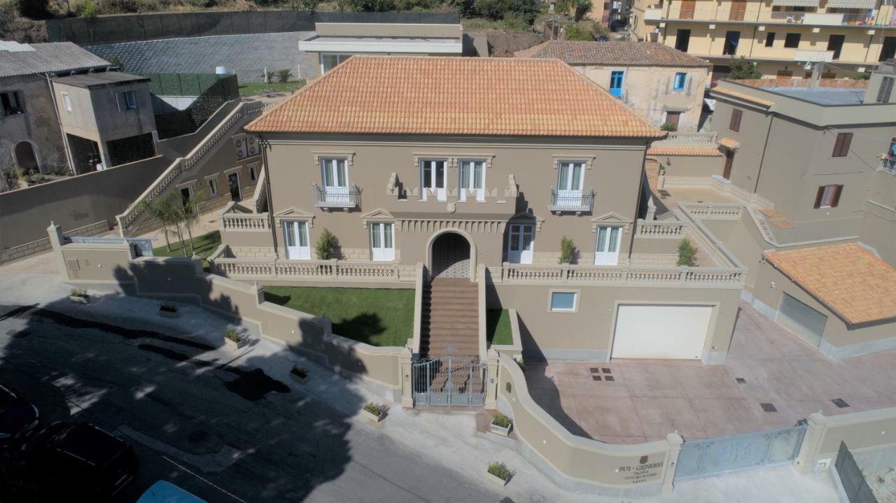 Sui Generis Tropea Luxury Rooms Екстер'єр фото